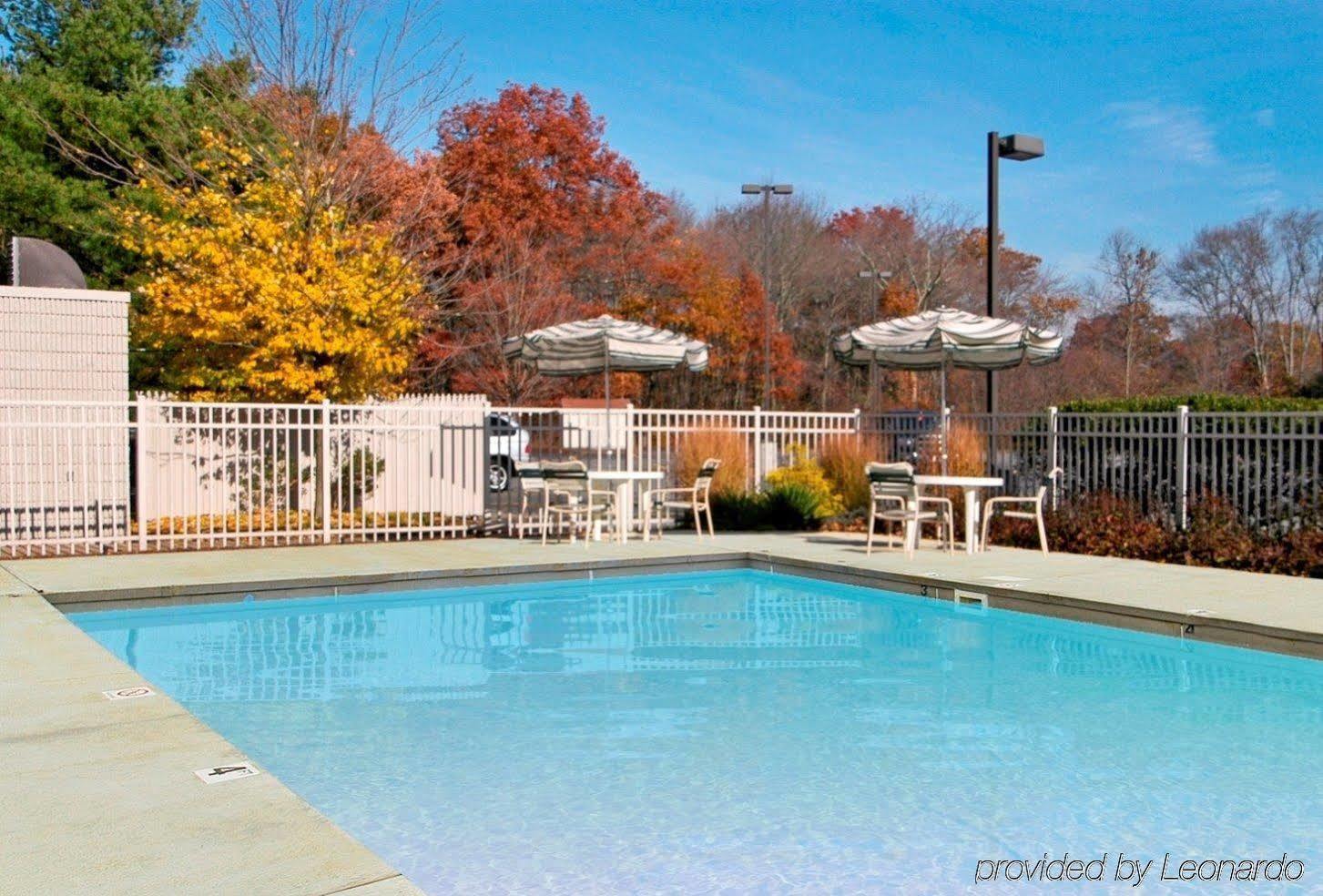 Red Roof Inn Plus Boston - Mansfield - Foxboro Exterior foto
